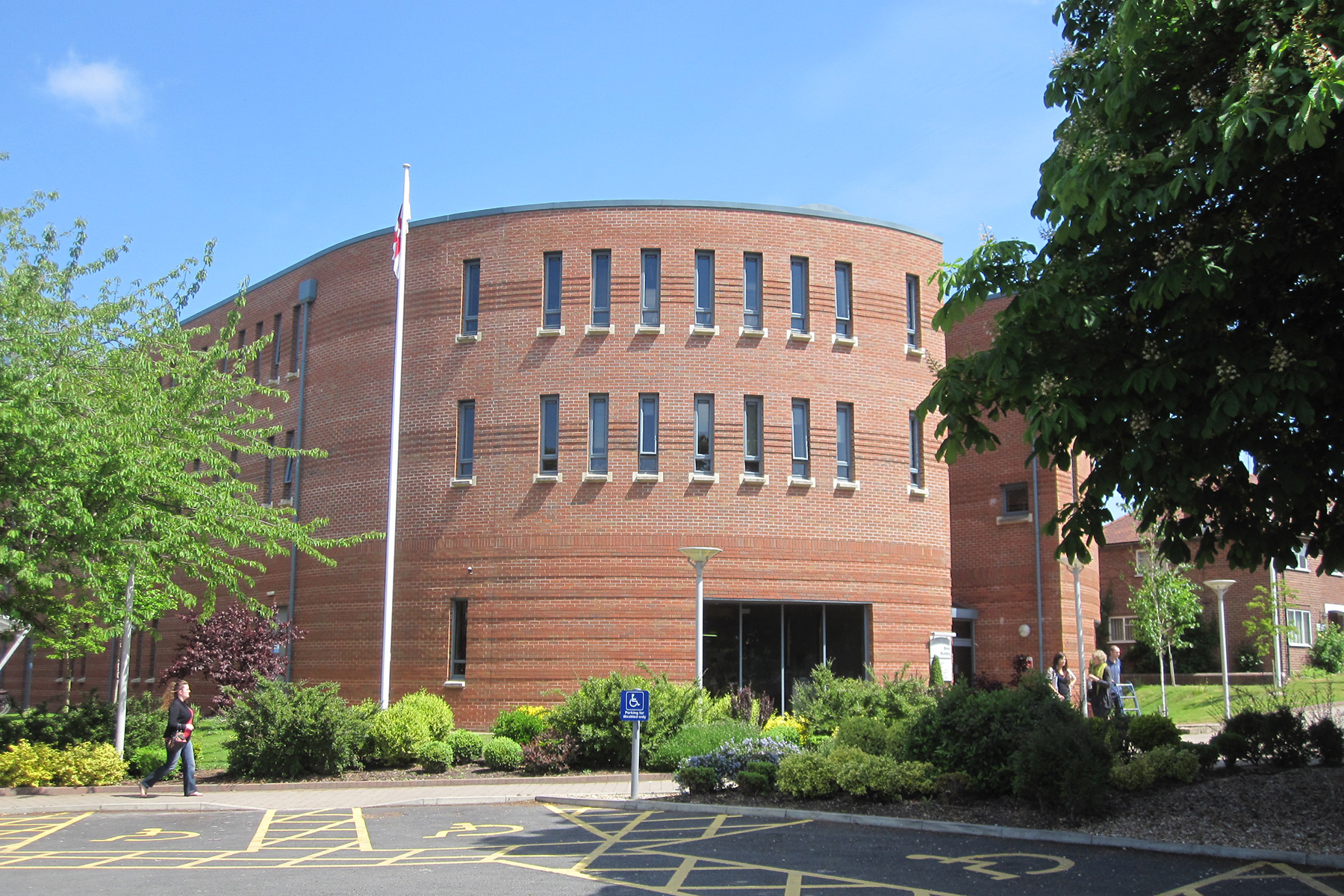 chester-uni-001